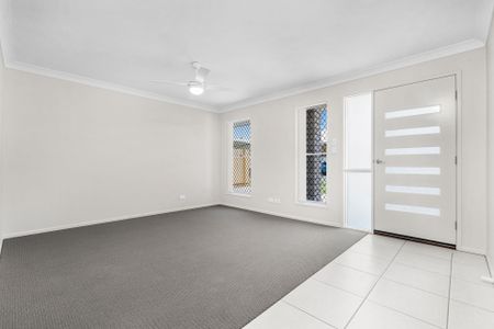 23 Faine Street, Manly West. - Photo 4