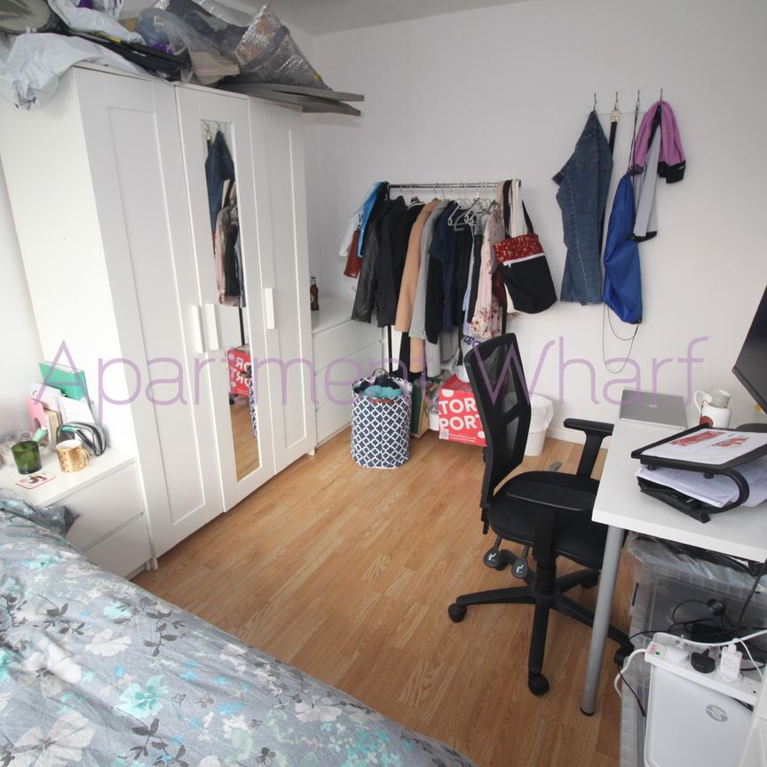 Cottage Street, E14 0AA, London - Photo 1