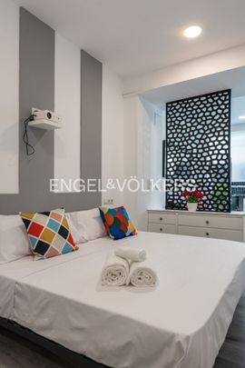Apartamento de alquiler en Carrer de Fra Joan de Monzó, En Corts - Doctor Waksman - Photo 1
