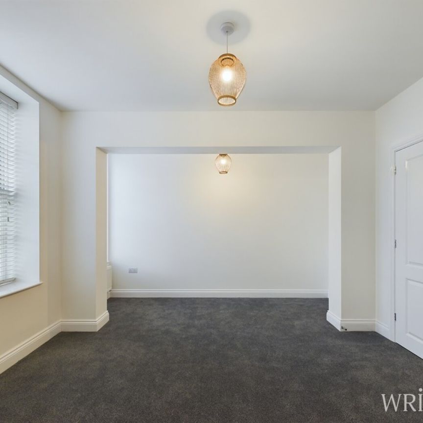 1 bedroom Flat - St Albans Road East, Hatfield - Photo 1