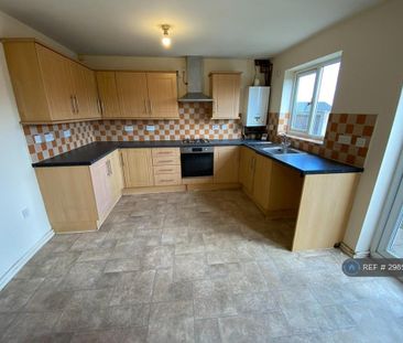 3 bedroom terraced house to rent - Photo 4