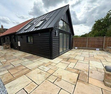 2 bedroom detached house to rent - Photo 3