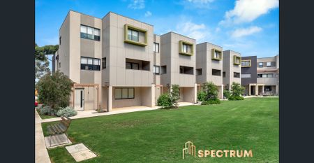 Modern family home for lease in Tarneit! - Photo 3