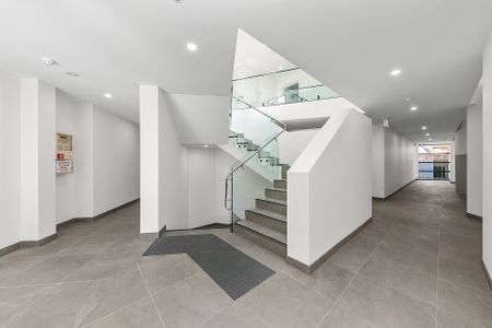 4,7/2 Howard Court, Clayton - Photo 3
