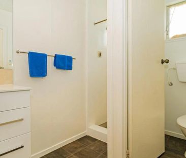 Downstairs Flat - Close to Beach - Photo 1