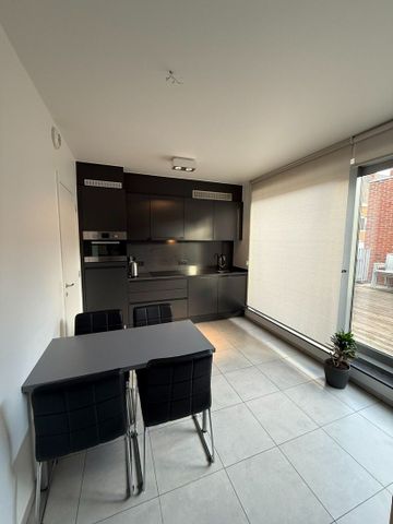 Instapklaar appartement met ruim terras vlakbij het centrum van Diepenbeek. - Photo 3