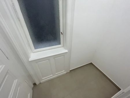 Traumhafter Erstbezug bei der Mariahilfer Straße - sanierte Altbauwohnung - Foto 4