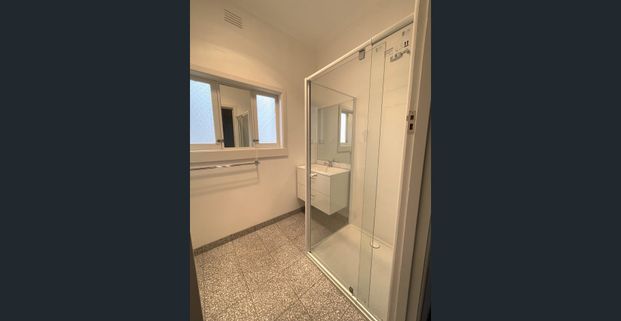 Charming Home in Prime Location! - Photo 1