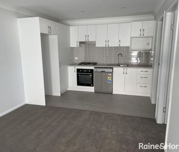 2 Bedroom North Tamworth Unit - Photo 3