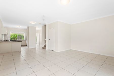 24/38 Brays Road, Murrumba Downs QLD 4503 - Townhouse For Rent | Domain - Photo 3