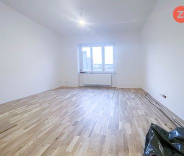 Renovierte 3- Zimmer Wohnung mit Balkon an der Landstraße - Photo 1