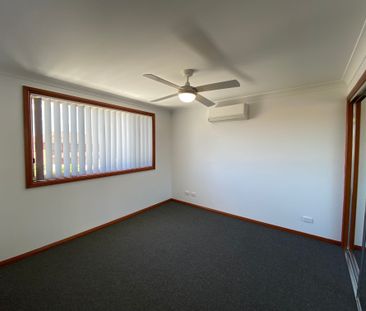 Modern Bathroom & Ensuite - Photo 3