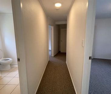 Two separate units for rent in one property - DOWNSTAIRS - Papamoa - Photo 3