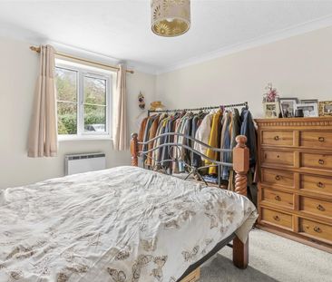 Ripley Close, High Wycombe - Photo 4