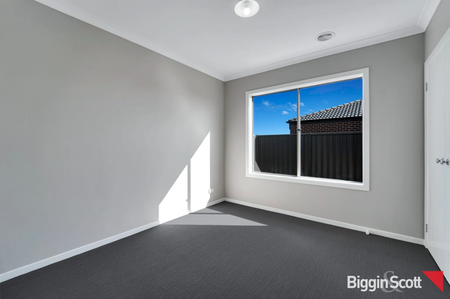 PERFECT FAMILY HOME !!! - Photo 2