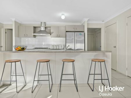 Ideal family home with quality inclusions - Photo 3