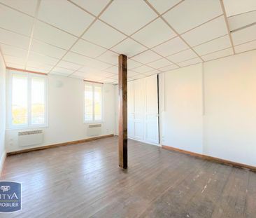Location Appartement 2 pièces 47m² COUTRAS 33230 - Photo 4