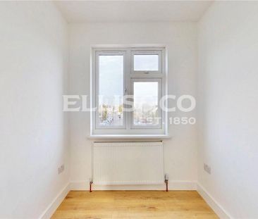 4 bedroom terraced house to rent - Photo 6