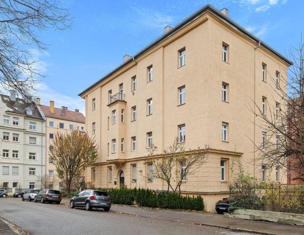 Helle 3-ZKB mit Balkon und Einbauküche in sehr beliebter Innenstadtlage! - Photo 1