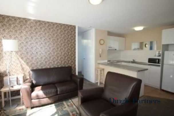 Fully-Furnished One-Bedroom Apartment in Prime South Yarra Location - Photo 1