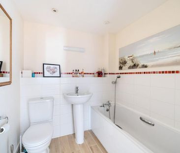 3 bedroom apartment to rent - Photo 6