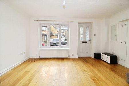 Lomond Gardens, South Croydon, CR2 8EQ - Photo 4