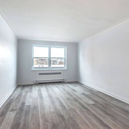 Comfortable 2-Bedroom Apartment in Convenient Neighborhood! - Photo 2