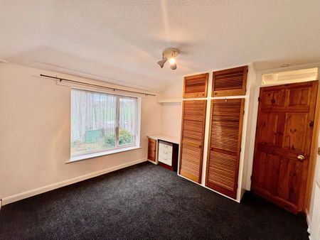 Gayfield Avenue, Brierley Hill, DY5 2BP - Photo 5