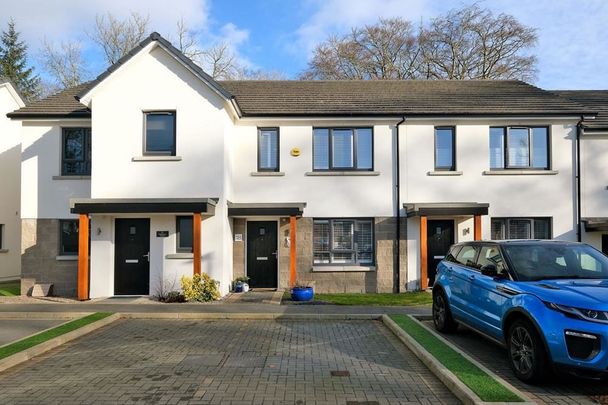 Waterton Lawn, Stoneywood, AB21 - Photo 1