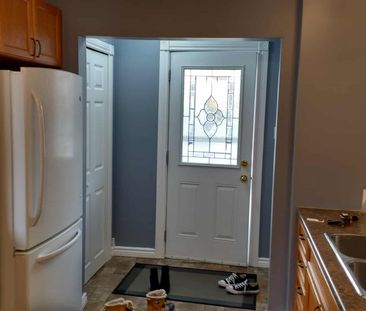 For Lease - 123 Humewood Drive, Belleville, Ontario - Photo 6