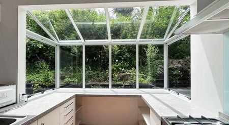 61 Arthur Street, Onehunga - Photo 2