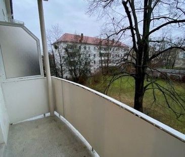 2-RWE mit Balkon sucht Nachmieter! - Foto 4