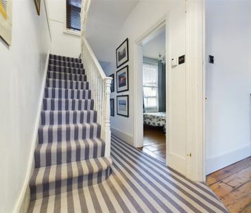 4 bedroom terraced house to rent - Photo 5