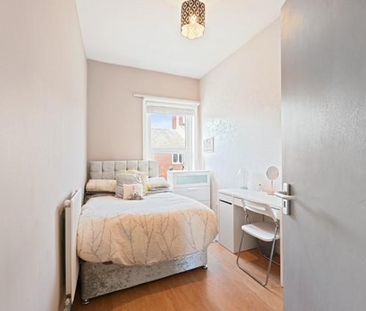 5 bedroom terraced house to rent - Photo 3