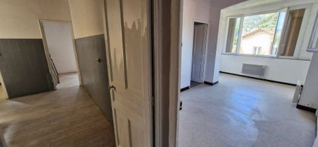Location appartement 3 pièces 71 m² à Toulon (83100) - Photo 4
