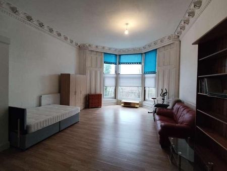 Kelvin Drive, West End, Glasgow, G20 - Photo 2