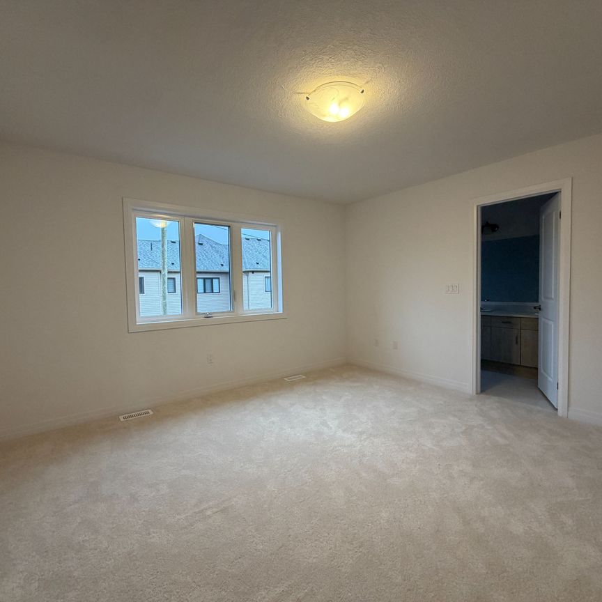 For Lease - 113 Manuel Street, Stratford, Ontario - Photo 1