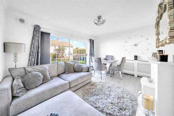 Three Corners, Bexleyheath, Kent, DA7 6HF - Photo 1