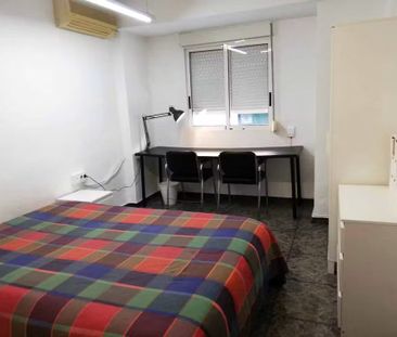 Calle Arquitecto Gasco, Valencia, Valencian Community 46022 - Photo 6