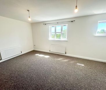Massingham Park, Taunton, Somerset - Photo 4