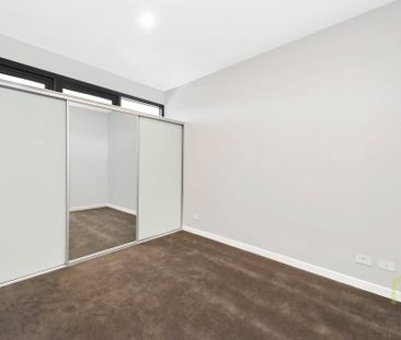 Exclusive living in the heart of Canberra - Photo 1