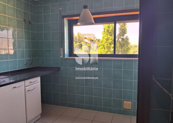Apartamento T5 em Coimbra