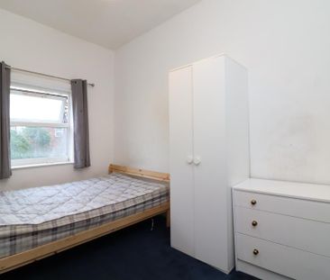 Milton Road, Southampton - Photo 3