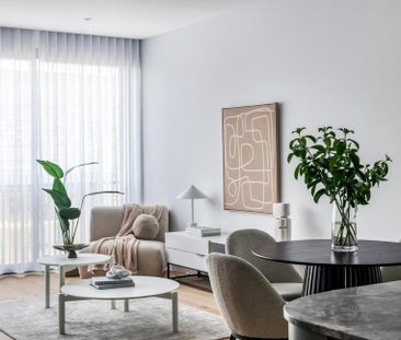 Exquisite Luxury Living Awaits - Photo 2