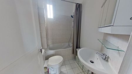 Location Appartement 1 pièce 27m² - Photo 3