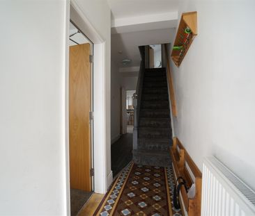 96 Caernarfon Road - Photo 6