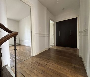 Location Maison 6 pièces 138m² - Photo 1