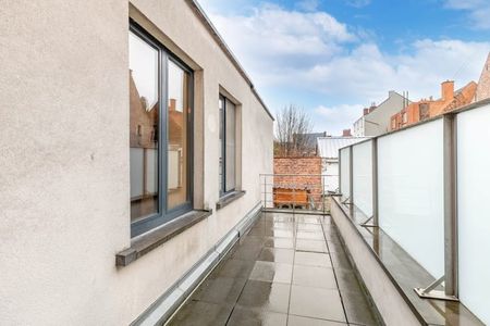 Appartement te huur - Photo 2