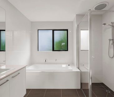 Townhouse with Spacious Floorplan - Photo 4