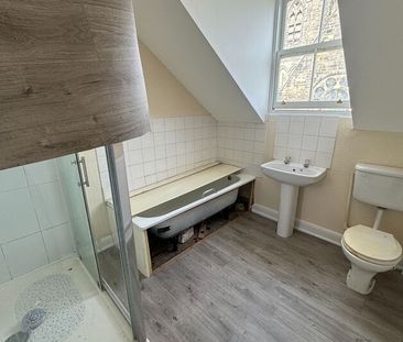 Flat 3, 1 Craven Street, Scarborough - Photo 4